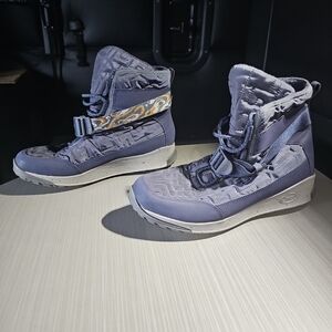 Chaco Women’s Borealis Ledge Hiking Boots US 11 Blue‎ Waterproof Great PreOwned